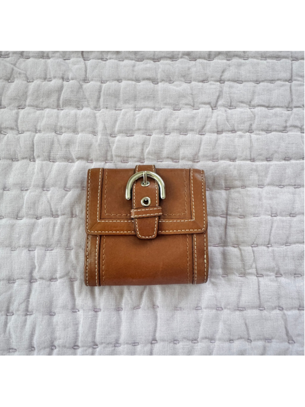 Women's Coach Brown Leather y2K Soho Buckle Wallet • One Size